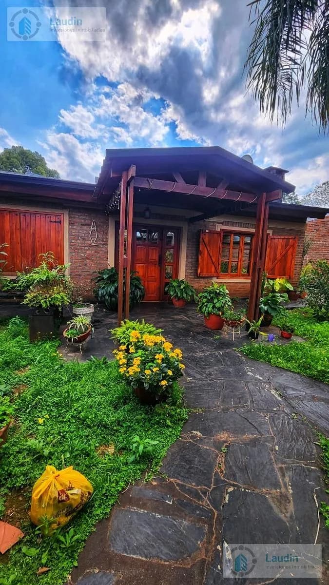 Casa en venta en  Barrio Alta Gracia