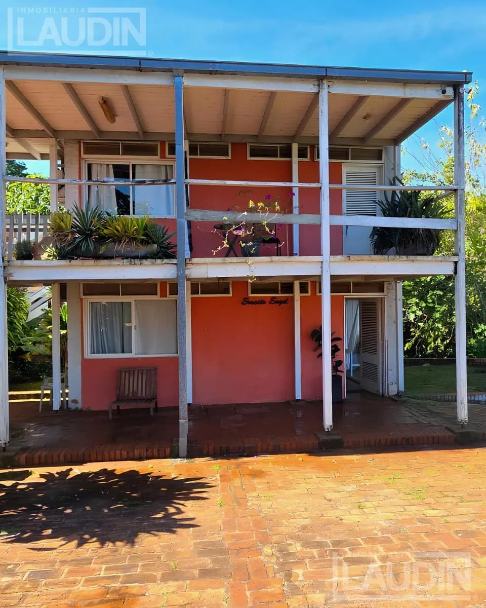 Se Vende Hotel en Montecarlos