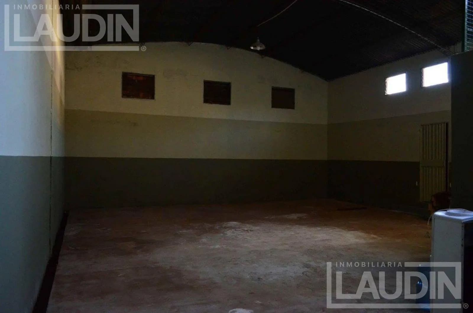 Se Vende Casa a Reciclar para Inversión y Desarrollo