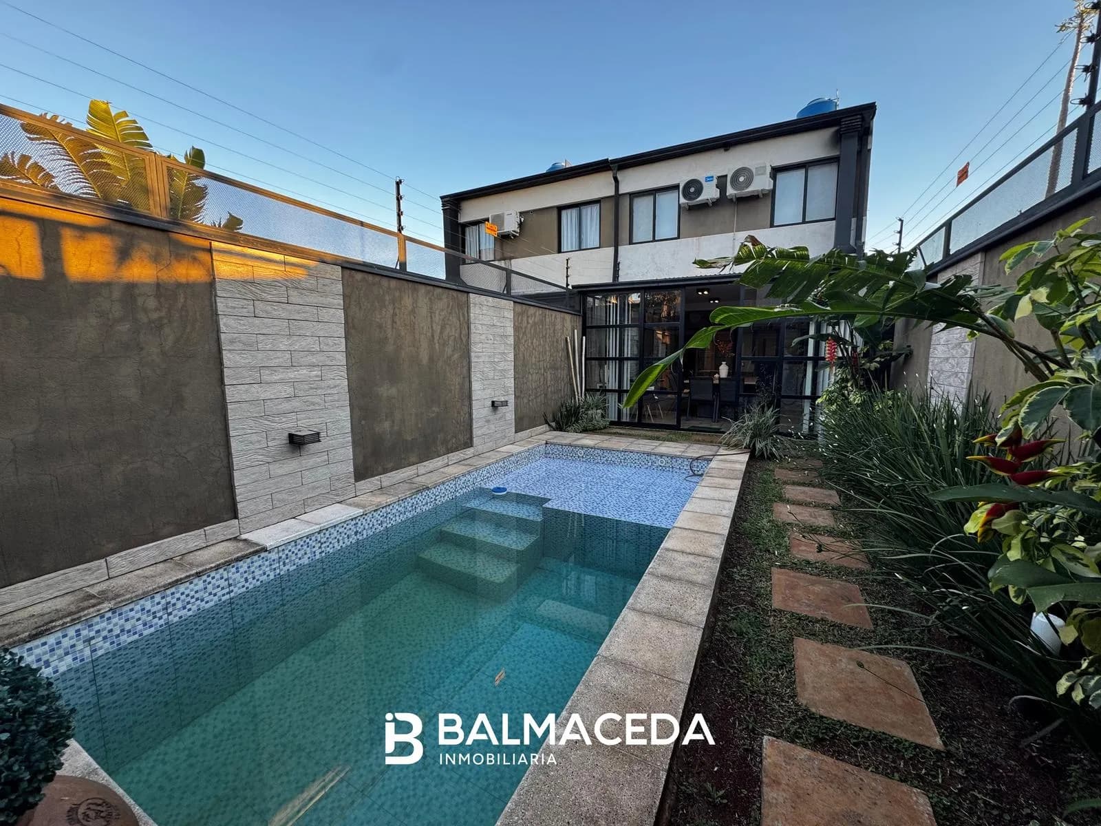 DUPLEX DE 3 DORMITORIOS EN VENTA - POSADAS MISIONES