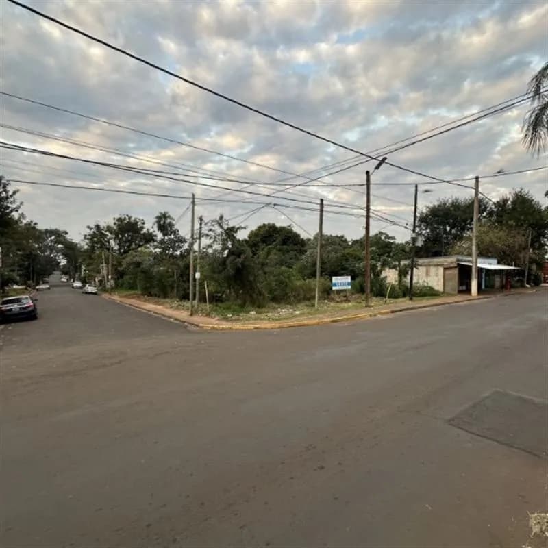 Terreno en esquina a la venta