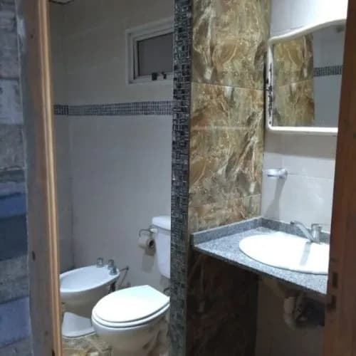 CASA 3 DORMITORIOS