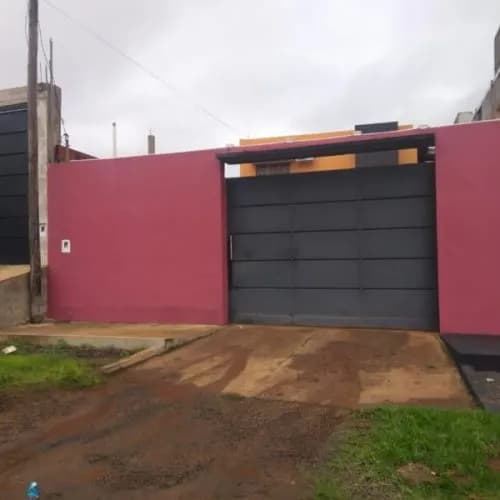 CASA 3 DORMITORIOS