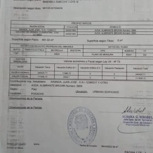 Casa de 3 dormitorios con local a terminar