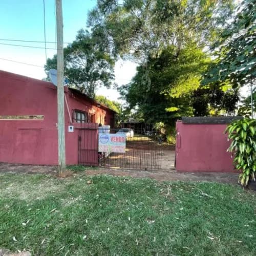 Casa con terreno 10 x 30 en venta
