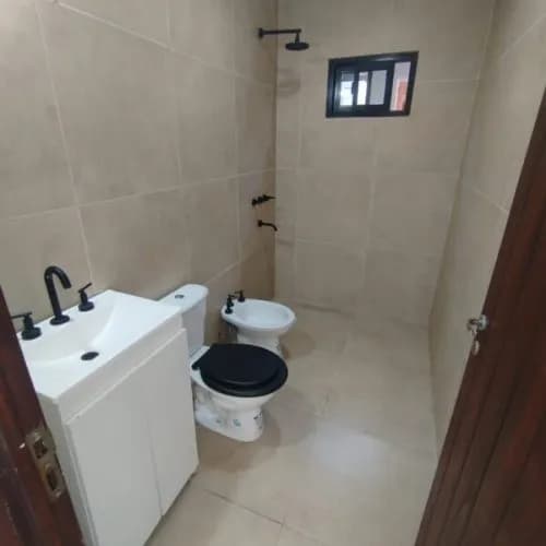 CASA 3 DORMITORIOS