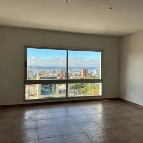 Departamento de 1 dormitorio Edificio La Casona, piso 12.