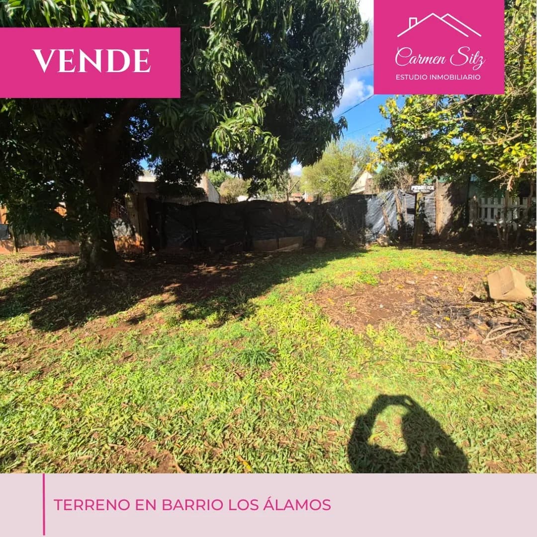 Terreno arbolado en Barrio Los Álamos