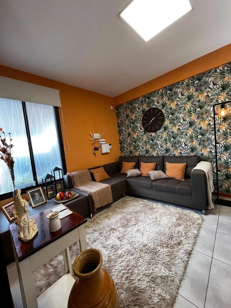 Dúplex en venta Posadas, B° Yvyra Pyta, cinco años antiguedad