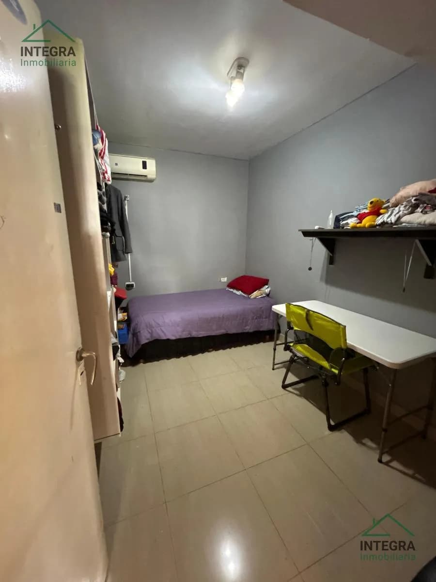2 Casas en 1 Lote de 700m² con Pileta y Quincho  Av. 17 de Agosto - Posadas.