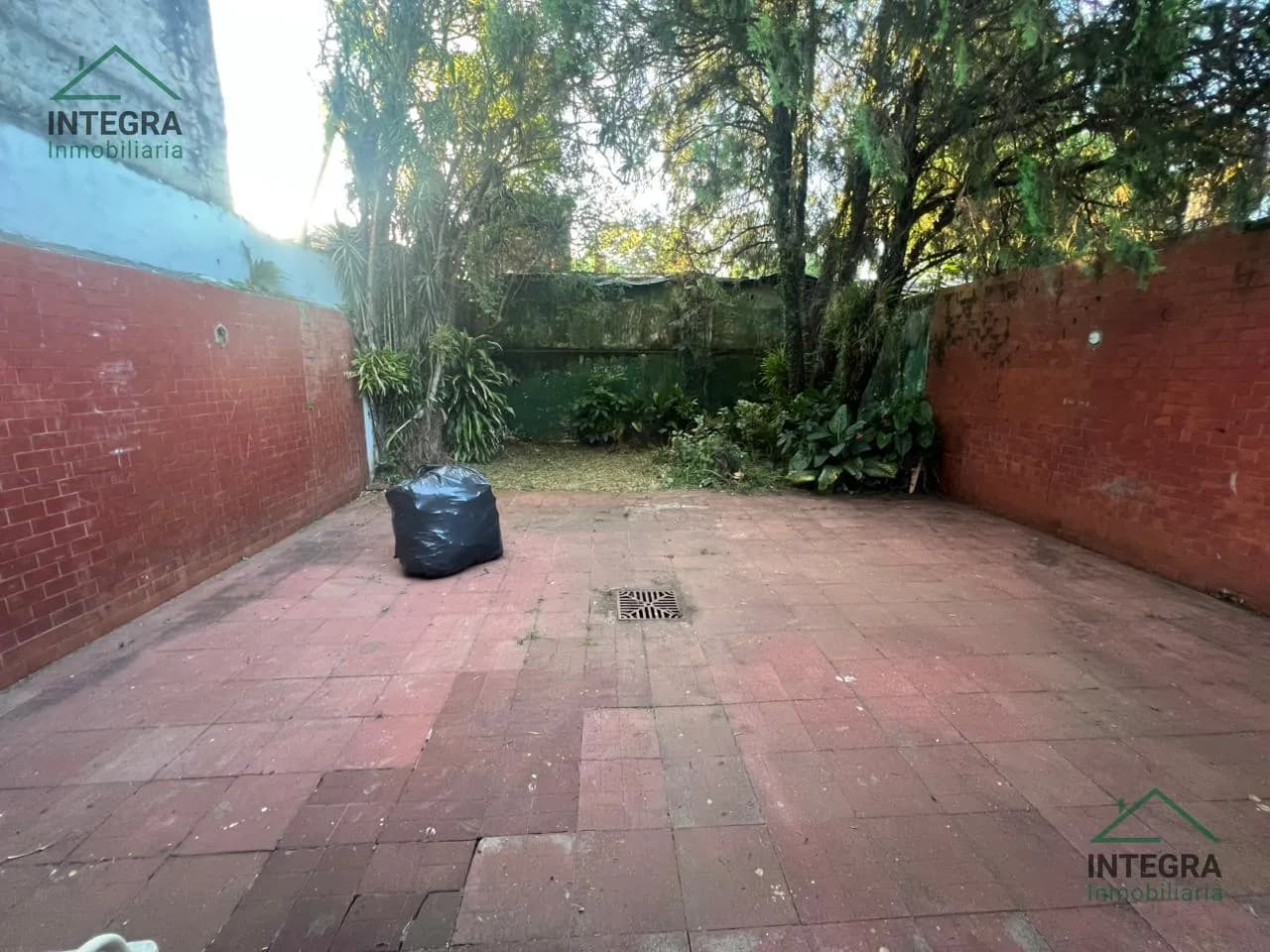 CASA CÉNTRICA EN VENTA – EXCELENTE UBICACIÓN EN POSADAS