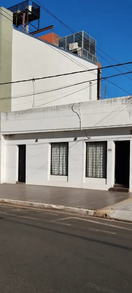 Local + terreno Centro Posadas