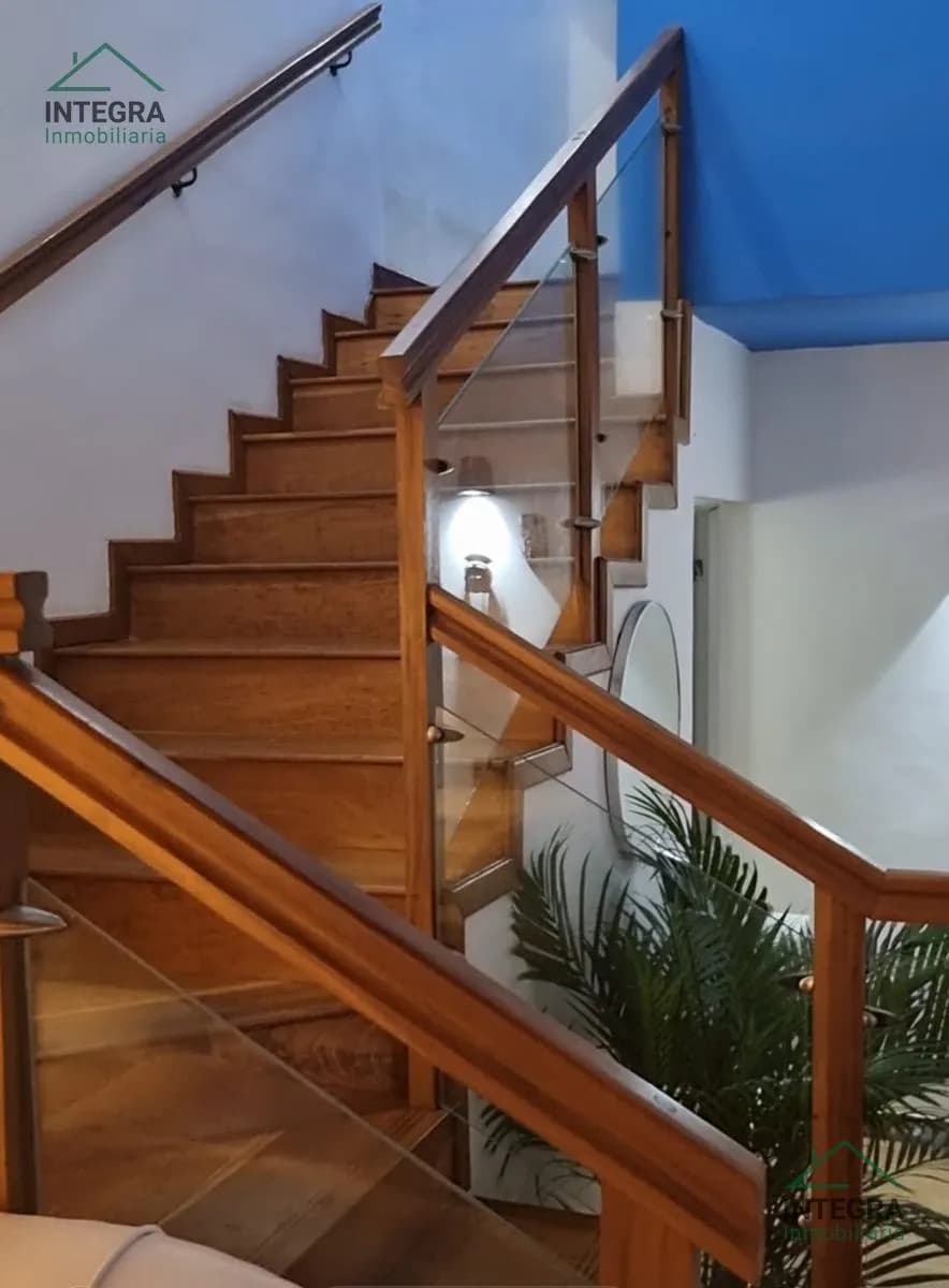 Casa Oficina Pileta en venta en posadas