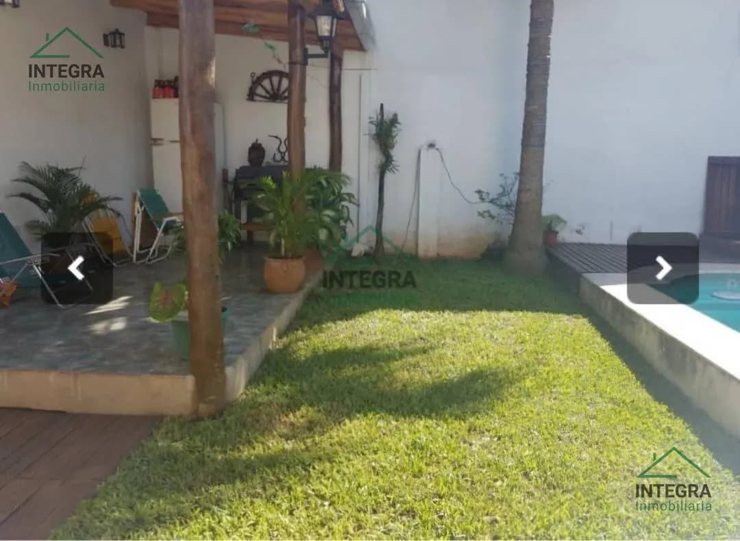 Casa Oficina Pileta en venta en posadas