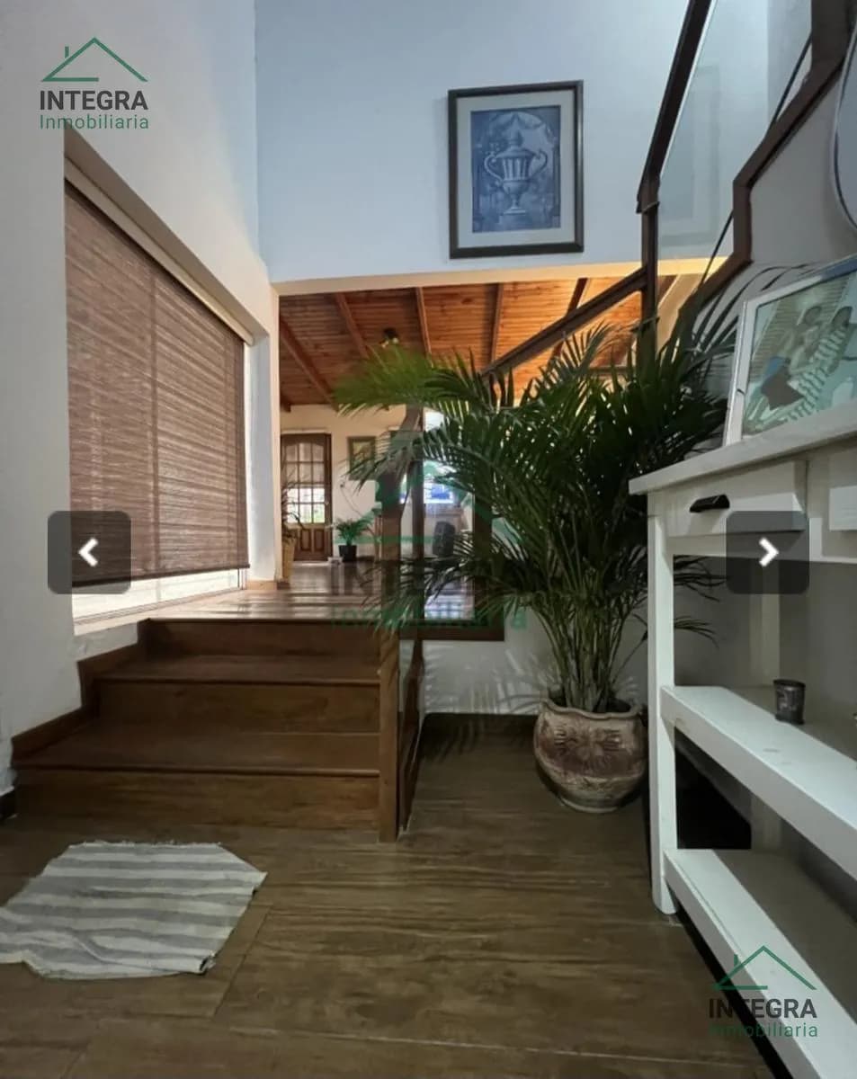 Casa Oficina Pileta en venta en posadas