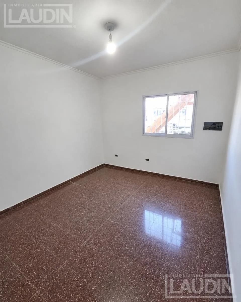 Se Alquila Dúplex en Villa Cabello - 4 Habitaciones