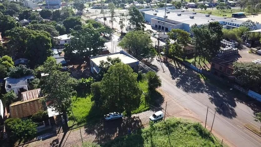 Vista aérea de propiedad residencial