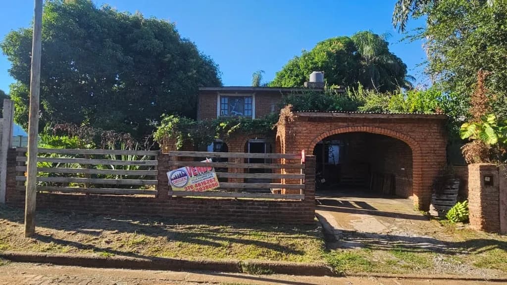 Casa a reciclar Tomas Guido