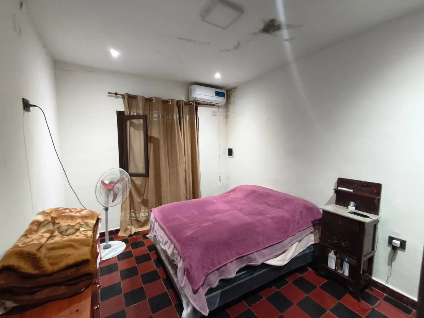CASA A RECICLAR EN VILLA URQUIZA // Posadas