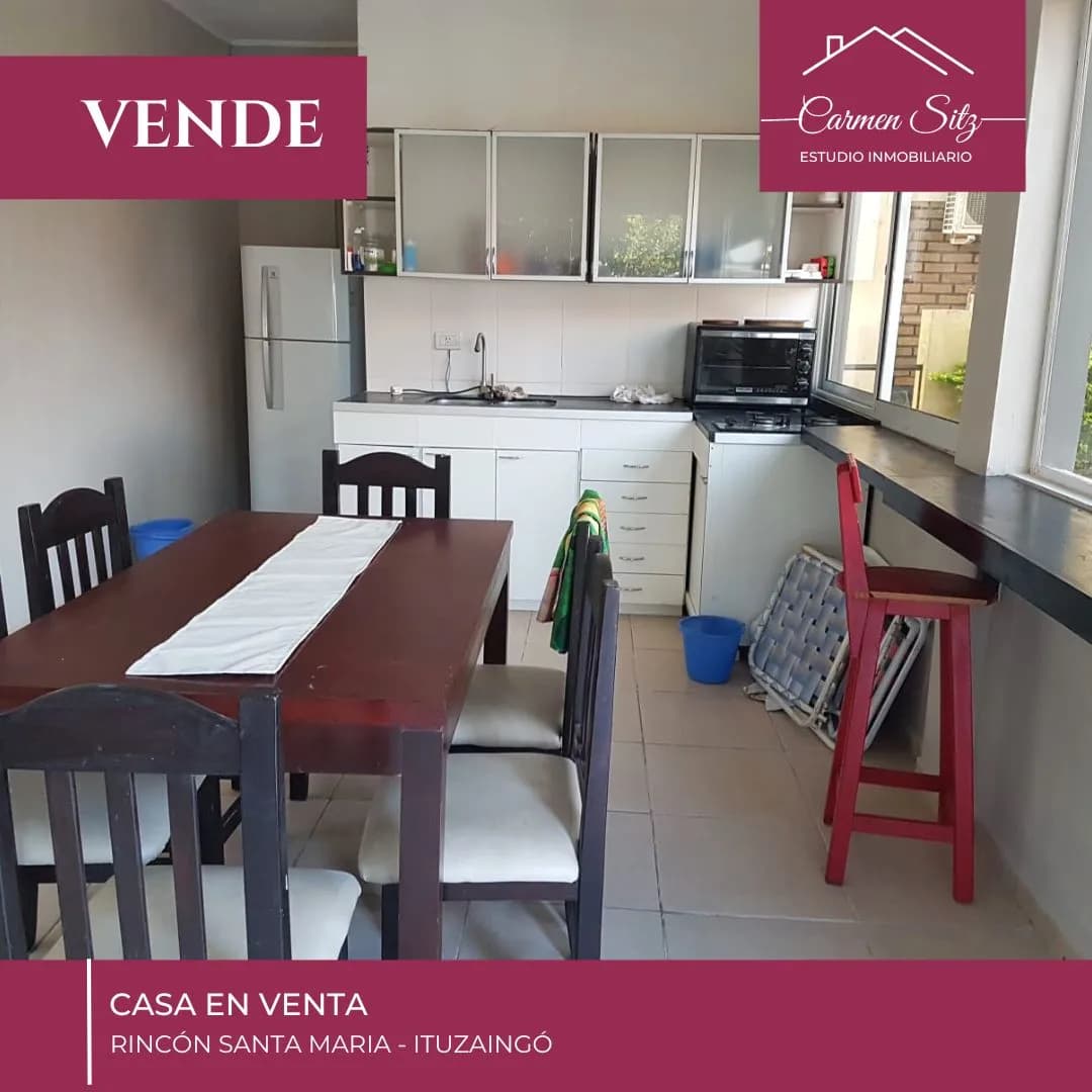 Cocina comedor luminosa y equipada