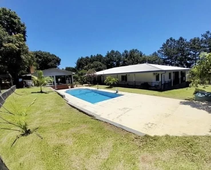 En Venta Casa Quinta con pileta en el km 68, Ruta 14, San Vicente, Misiones