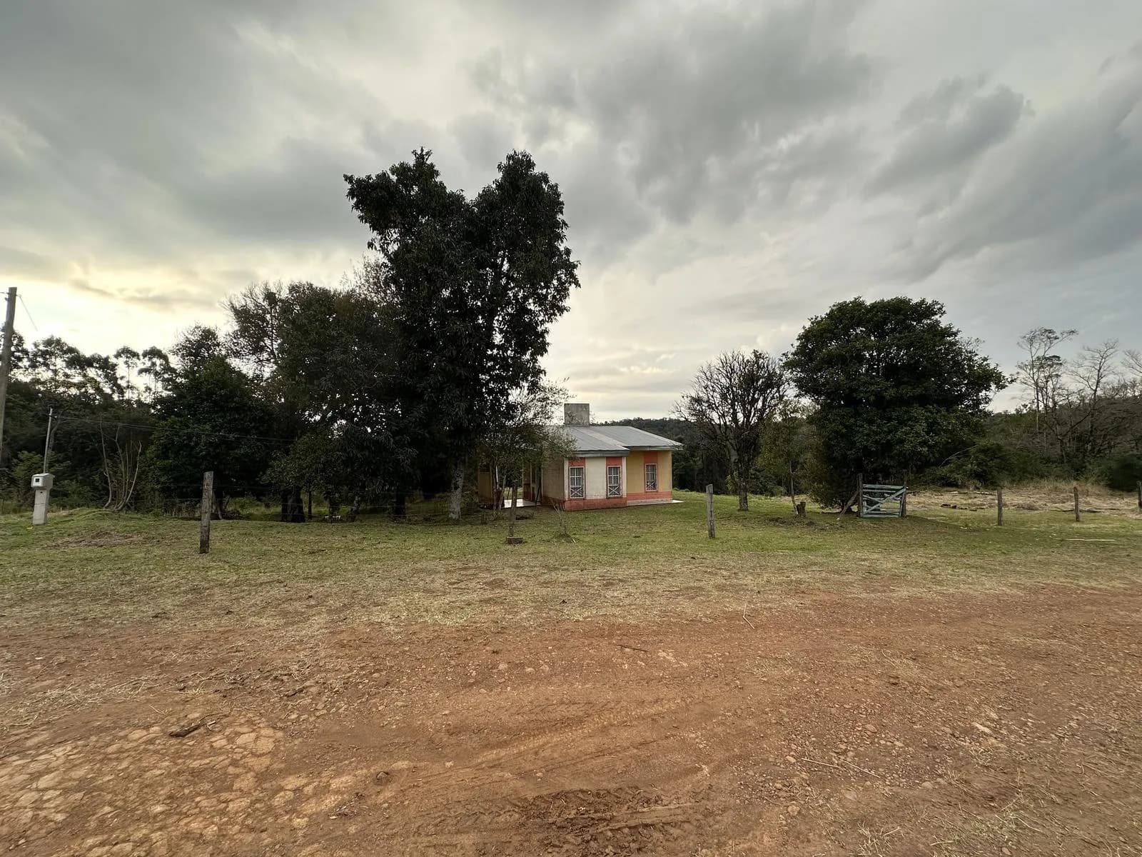 En Venta Chacra de 54 hectáreas con Casa sobre Ruta 14 en Piñalito Sur, Misiones