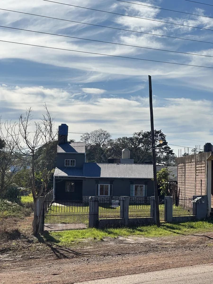 En Venta Casa de 3 dormitorios sobre Ruta 13, San Vicente, Misiones