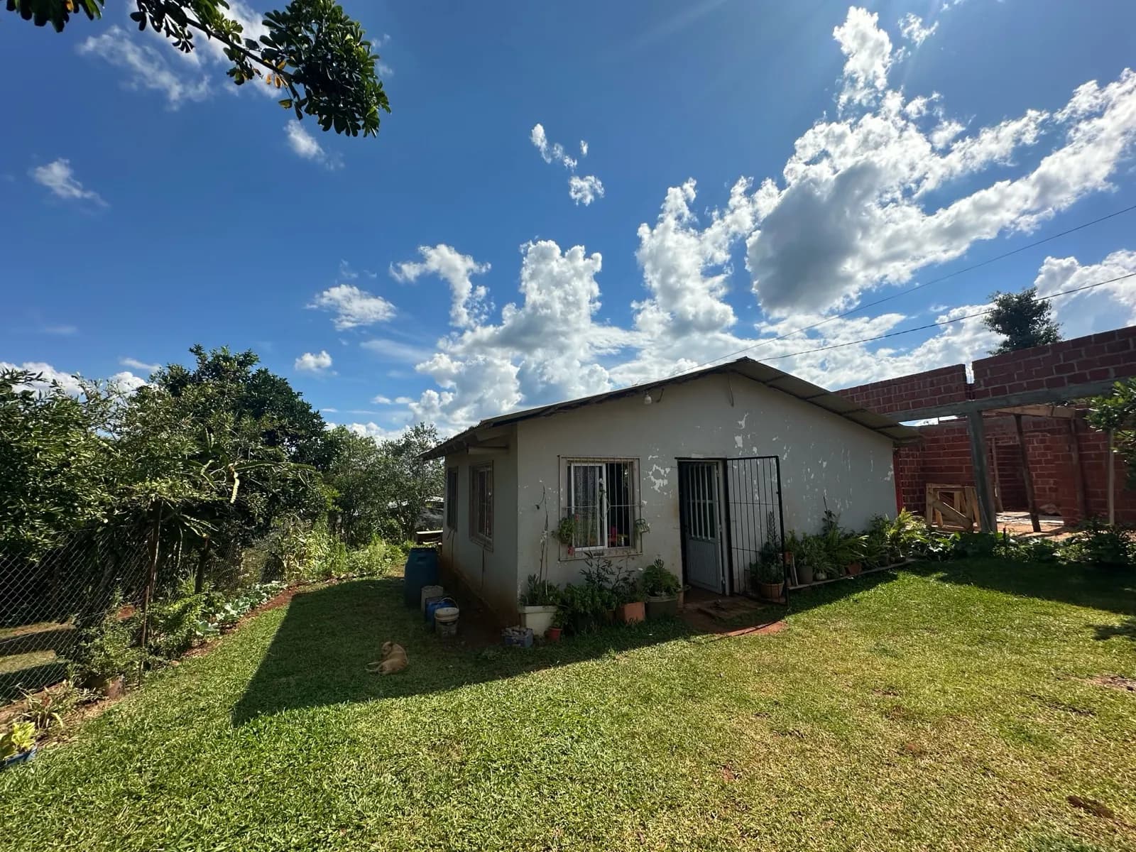 En Venta Casa y losa en construcción, San Vicente, Misiones