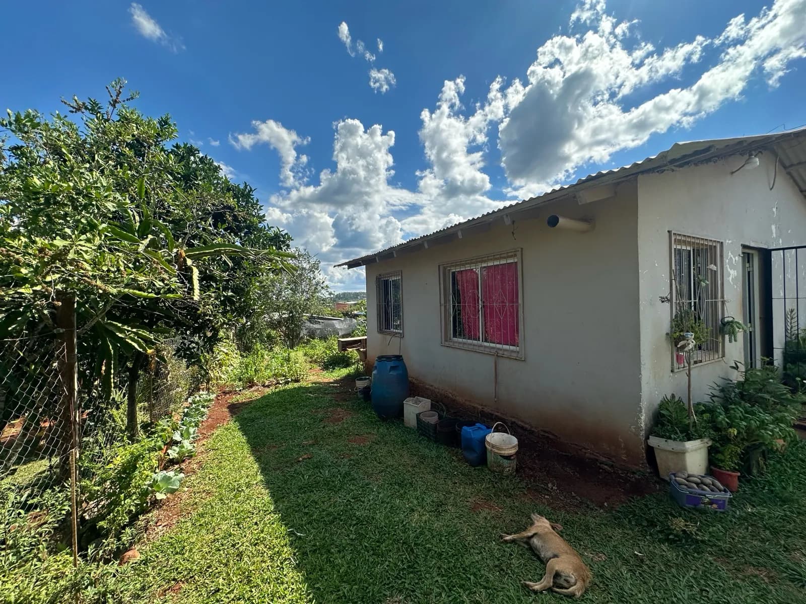 En Venta Casa y losa en construcción, San Vicente, Misiones