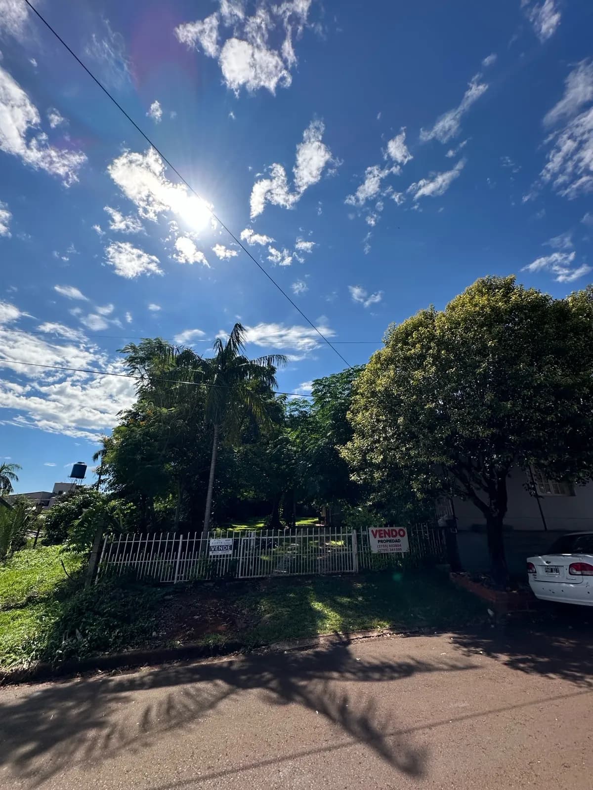 En Venta propiedad con Casa y Depto. entre Av. Tejeda y Av. Libertador, San Vicente, Misiones