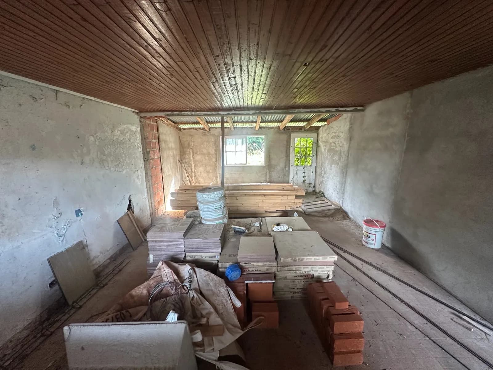 En Venta Casa a Reffacionar, en Dos de Mayo, Misiones