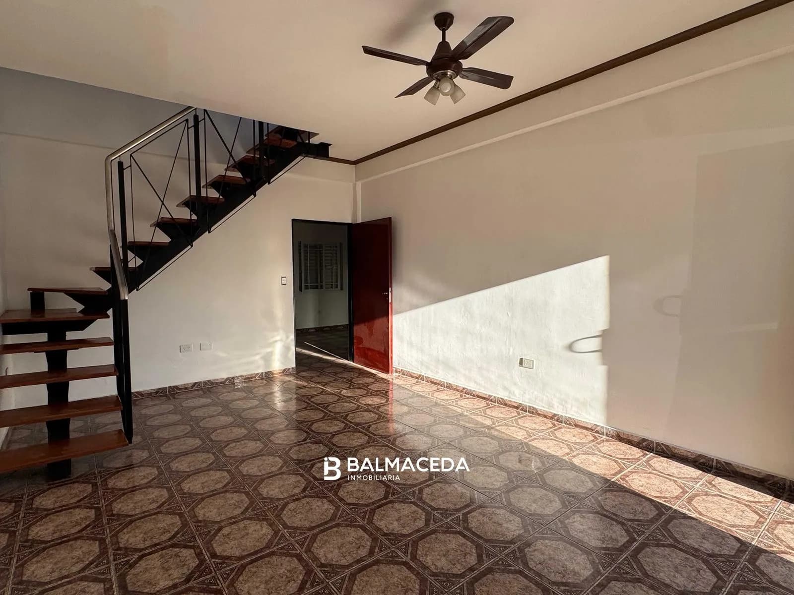 DUPLEX DE 3 DORMITORIOS - APTO A CREDITO HIPOTECARIO