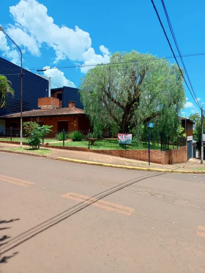 Casa en venta con amplio jardín
