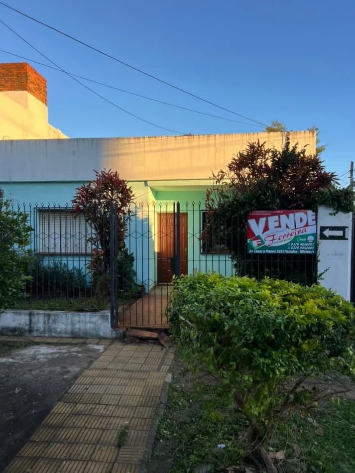 Fachada de casa en venta