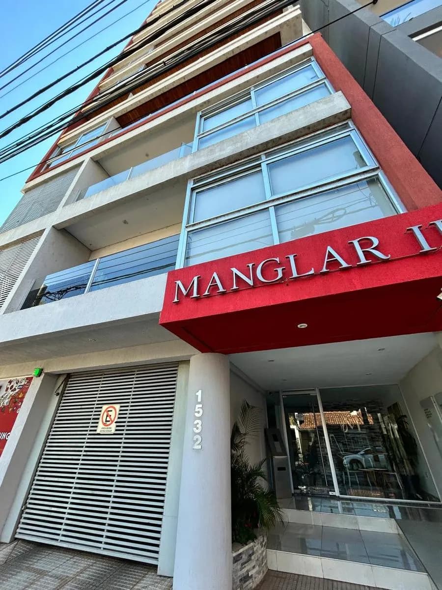 Departamento en venta tres ambientes con cochera centro Posadas