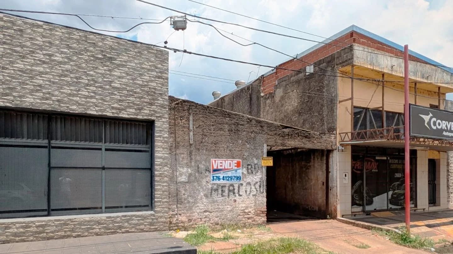 TERRENO EN VENTA - AV. URUGUAY Y SALIDA POR CALLE NEUQUEN
