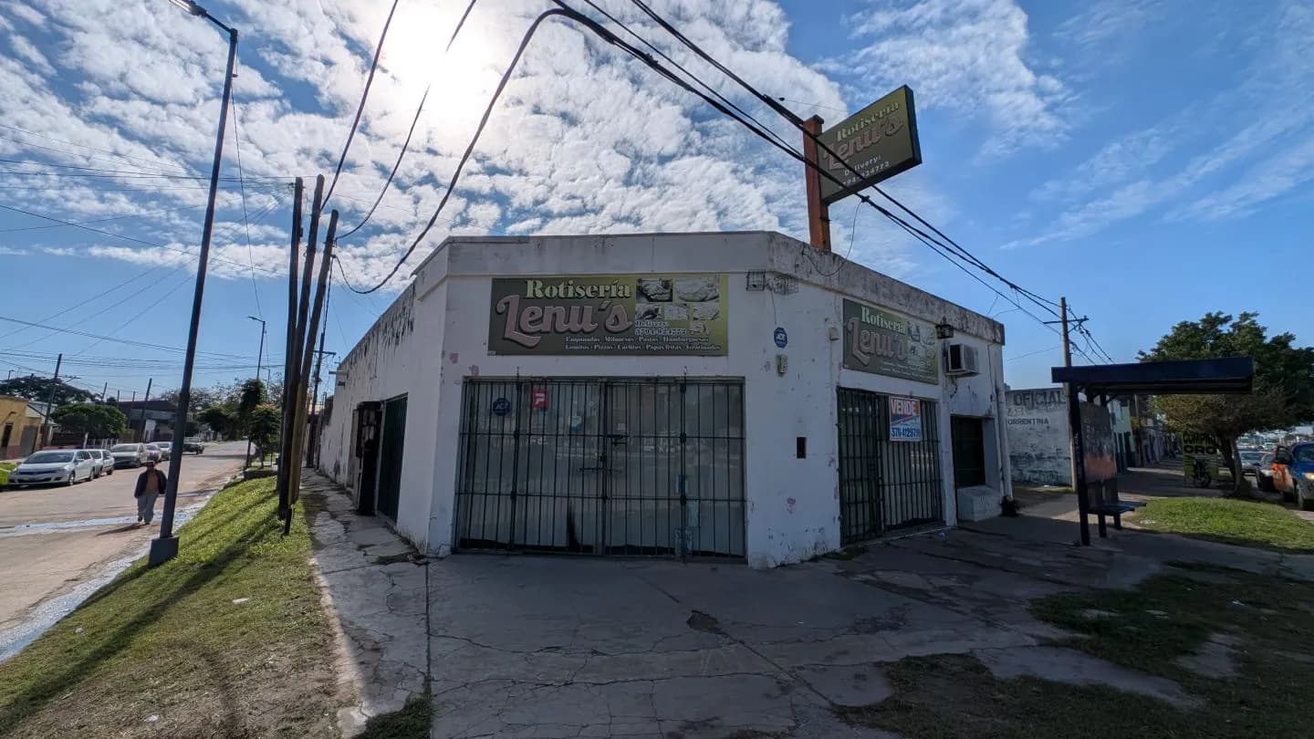 EN VENTA LOCAL EN ESQUINA EN CORRIENTES CAPITAL