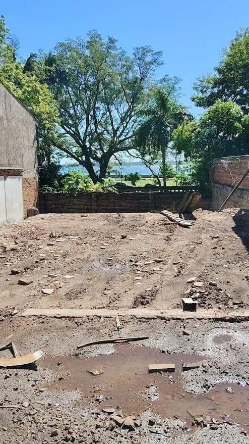 LOTE EN VENTA BARRIO AGUACATES FRENTE A LA  COSTANERA DE POSADAS MNES