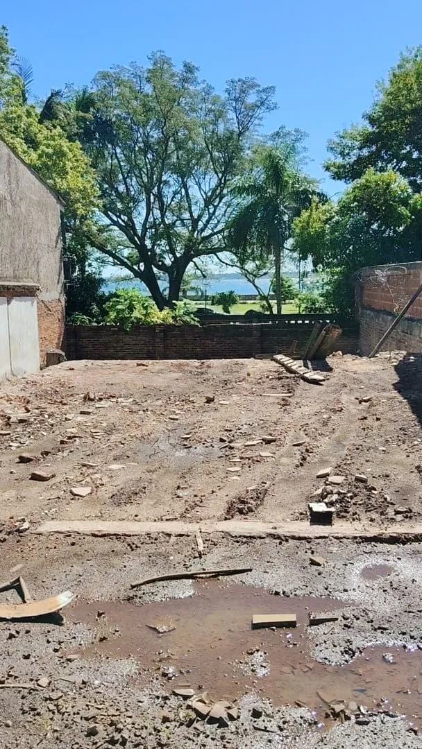LOTE EN VENTA BARRIO AGUACATES FRENTE A LA  COSTANERA DE POSADAS MNES