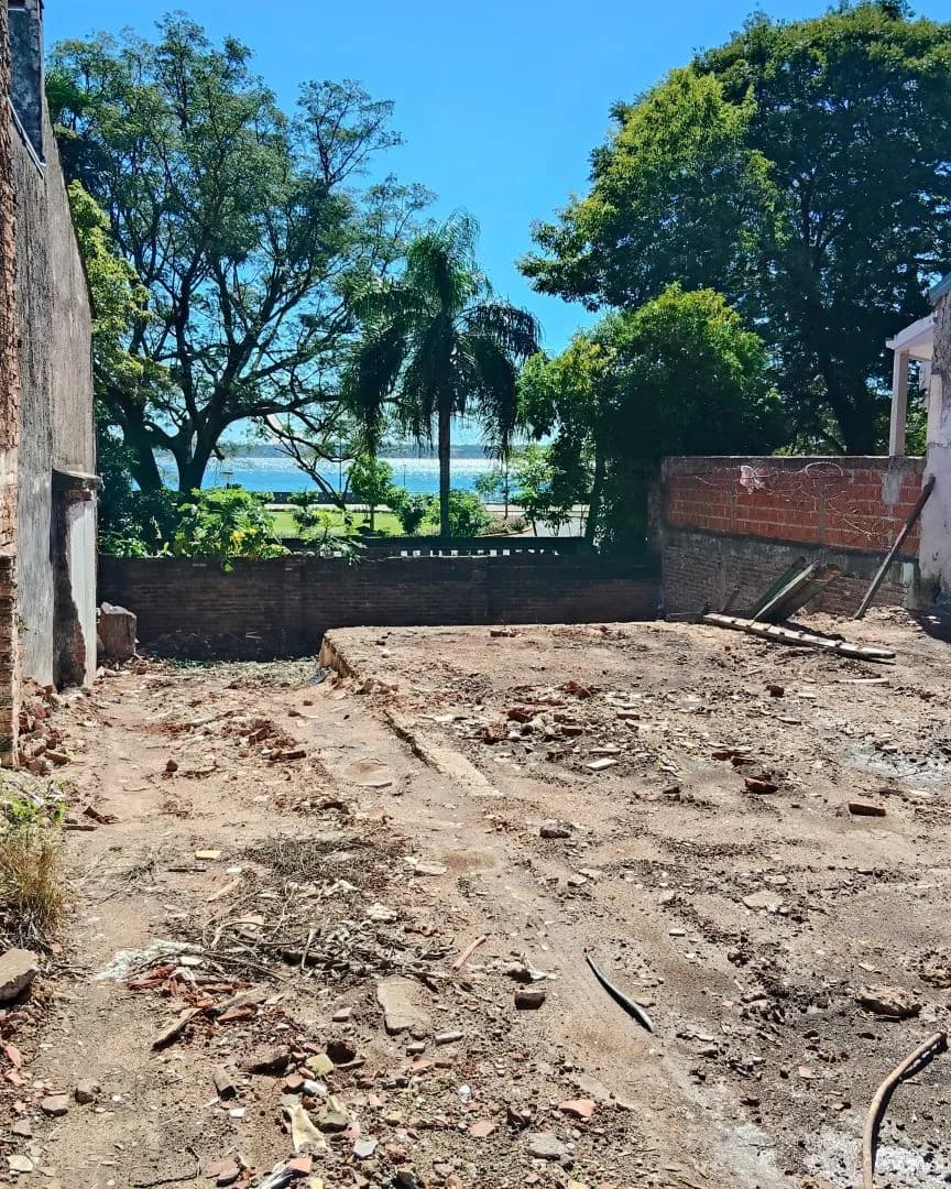 LOTE EN VENTA BARRIO AGUACATES FRENTE A LA  COSTANERA DE POSADAS MNES