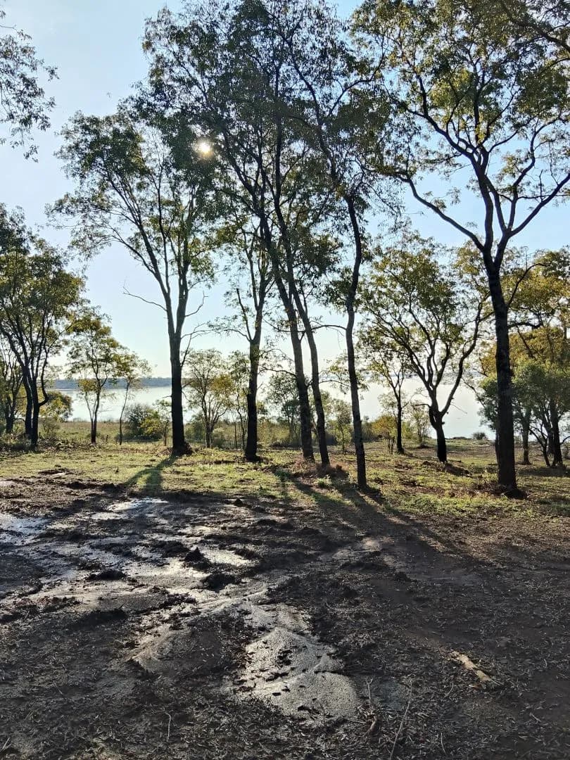 EN VENTA HERMOSO LOTE DE  900 M2 EN BARRIO COSTA MANGO EN POSADAS MNES