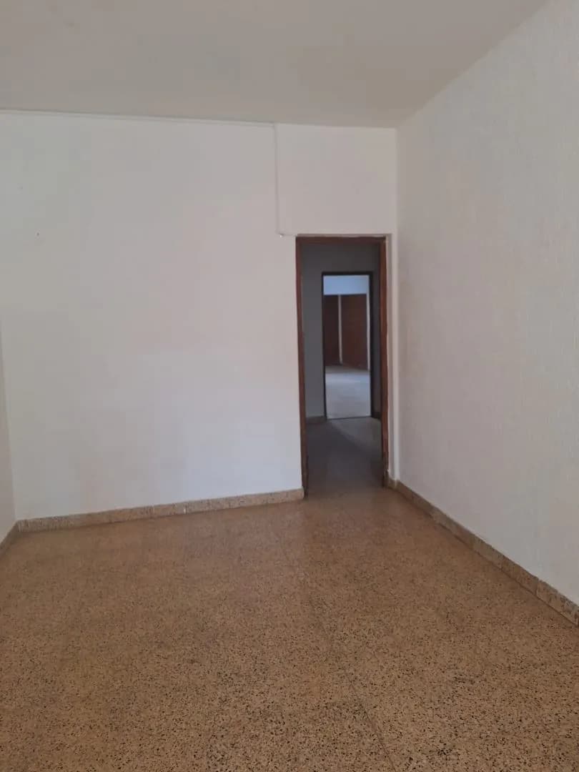 Casa en alquiler 3 dormitorios , 2 baños