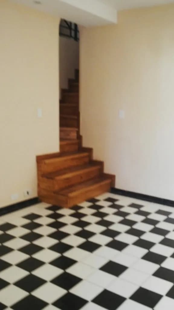 EN VENTA LOTE CON VIVIENDA EN ESQUINA EN BARRIO VILLA SARITA