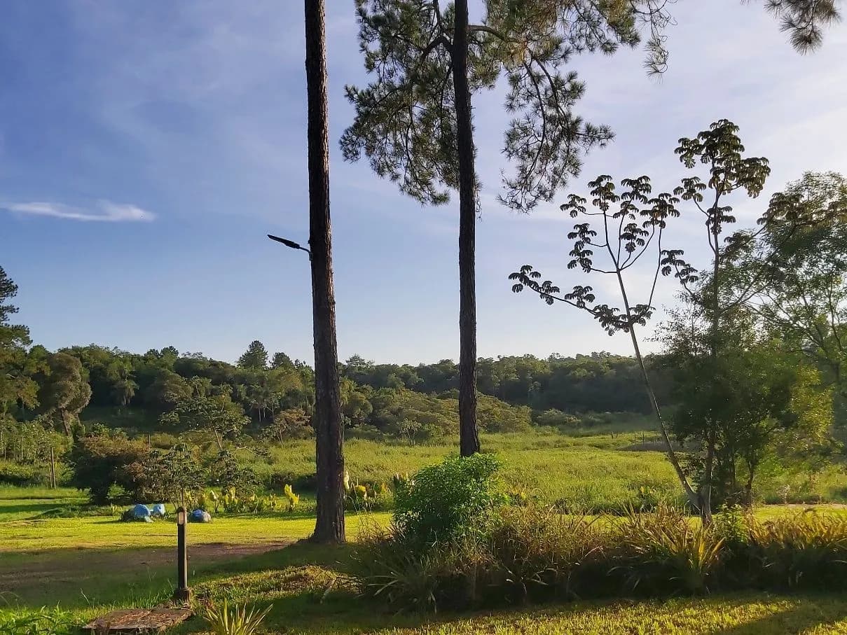 LOTE EN VENTA CON VISTAS UNICAS SOBRE EL AGUA