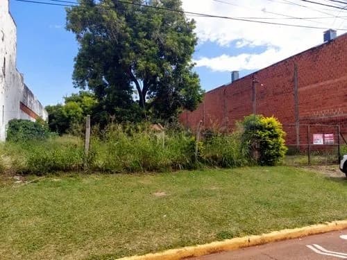 EN VENTA AMPLIO LOTE DE 800 M2 DE SUP.