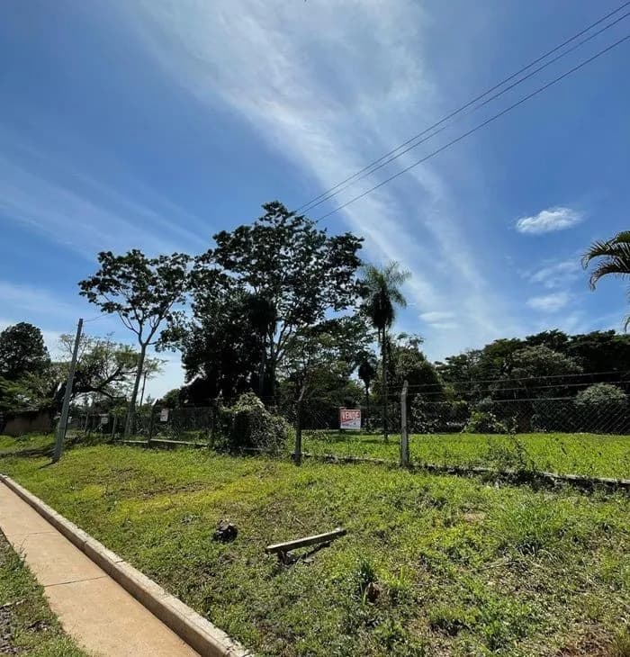 Terreno en exclusiva zona comercial de Posadas