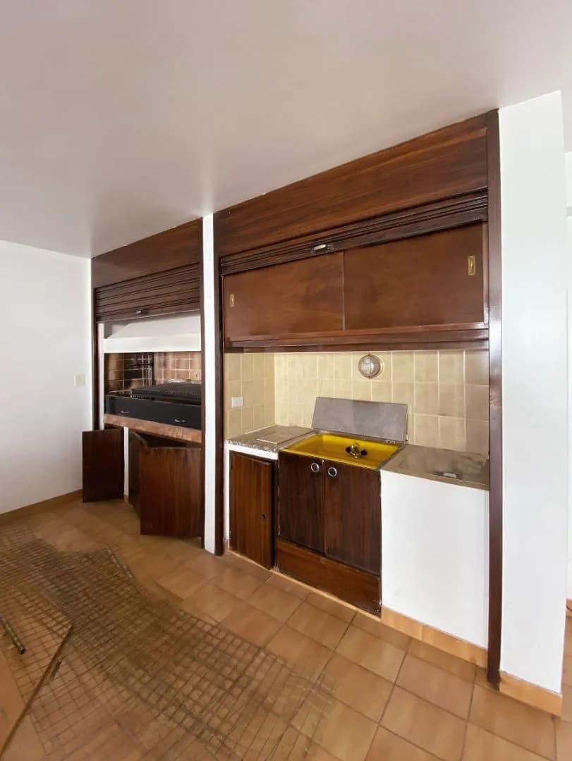 CASA ESTILO FRANCES EN VENTA - BARRIO DE VILLA SARITA