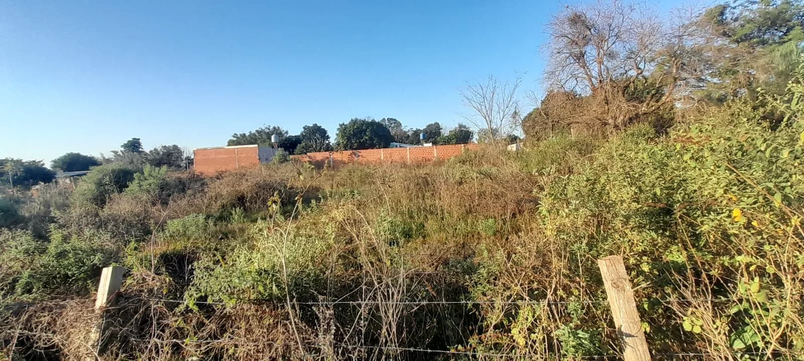 Lote en Esquina – Barrio Santa Clara