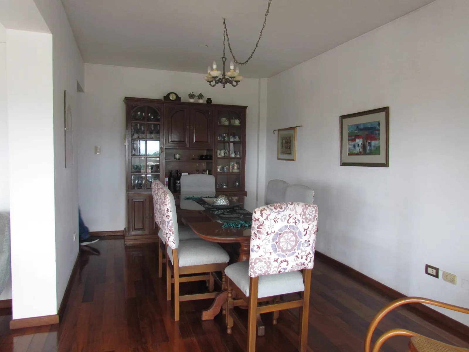Piso completo de categoría en venta en el centro de Posadas