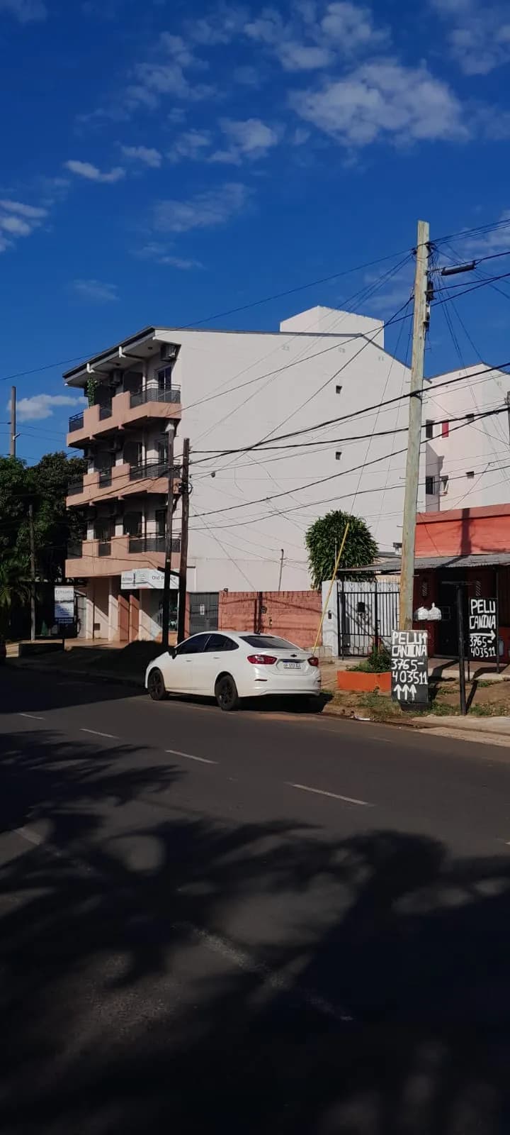 Edificio en bloque con renta inmediata en venta sobre Avenida, Posadas